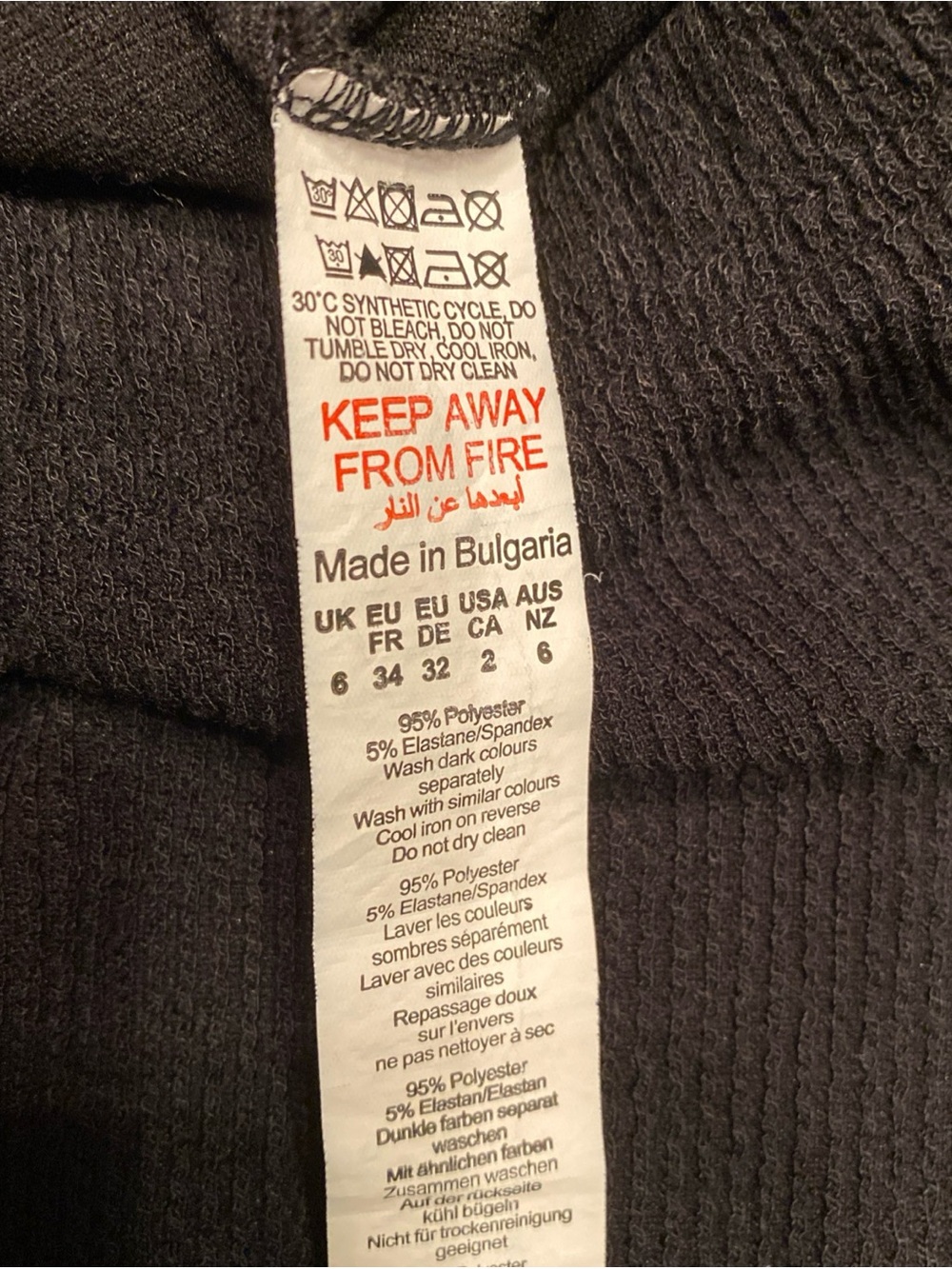 Pretty Little Thing Black Soft Ribbed Flare Slit Hem Leggings Sz 2 30” Inseam - Picture 5 of 6